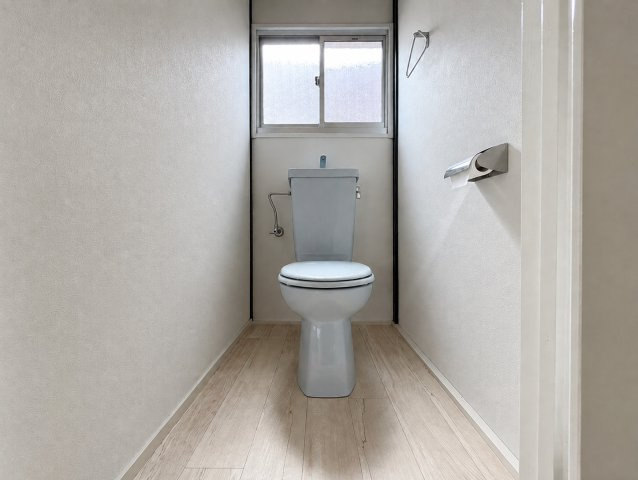 事務所にも使える戸建　長田区三番町2丁目　400万円のトイレ|1階トイレです
