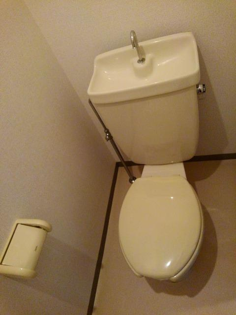 ニューシティ広川（A)のトイレ|シンプルで使いやすいトイレです