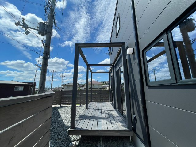 北新在家1丁目新築戸建ての外観|ウッドデッキがついております！