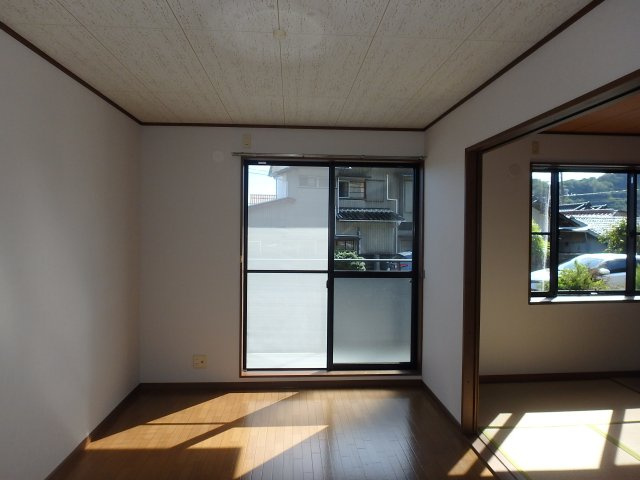 S1812R　コーポ八町地の洋室
