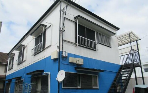 十日市場守屋ハイツの外観