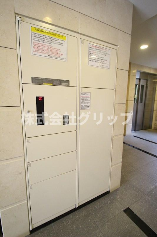横浜市南区通町２丁目の賃貸マンションのロビー