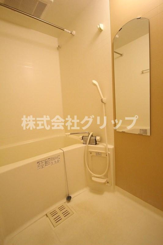 横浜市南区通町２丁目の賃貸マンションの浴室