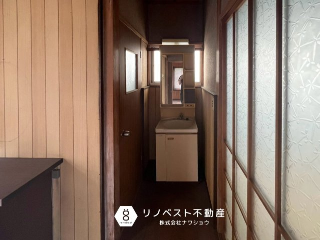 東大阪市中石切町４丁目の洗面所|独立洗面台付き♪