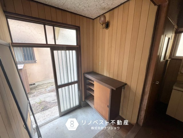 東大阪市中石切町４丁目の玄関|【リノベスト不動産】テナント（事業用）物件のご紹介も可能です。事務所移転・新規開業等お気軽にご相談ください♪
