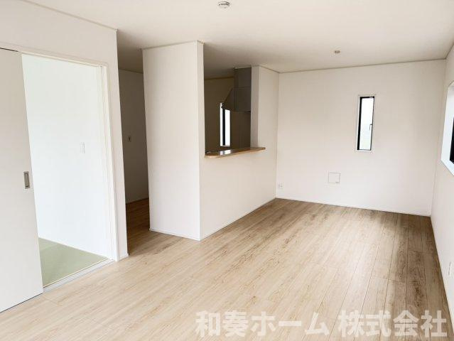 クレイドルガーデン阿南市那賀川町北中島第1の構造・工法・仕様|地震に強く、建物の荷重を地盤に伝える「ベタ基礎」工法を採用しています。