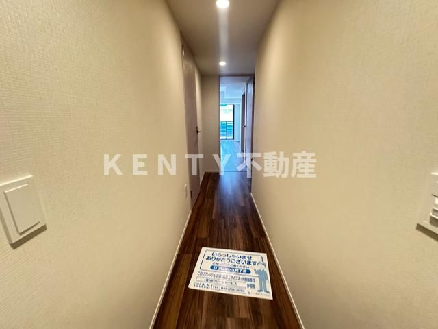 【玄関】 | プライムネクサス大森北 | 収納もある玄関です