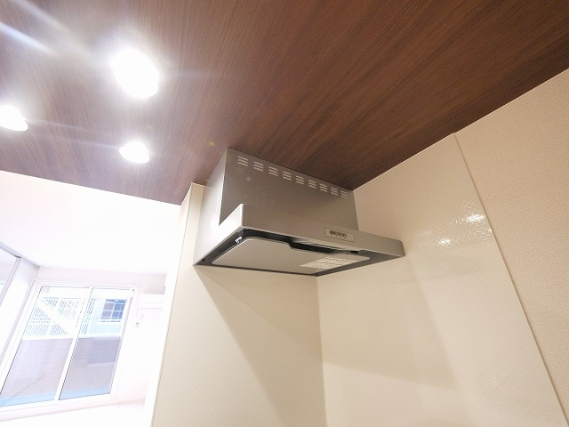 RETOLIA川原城町のキッチン