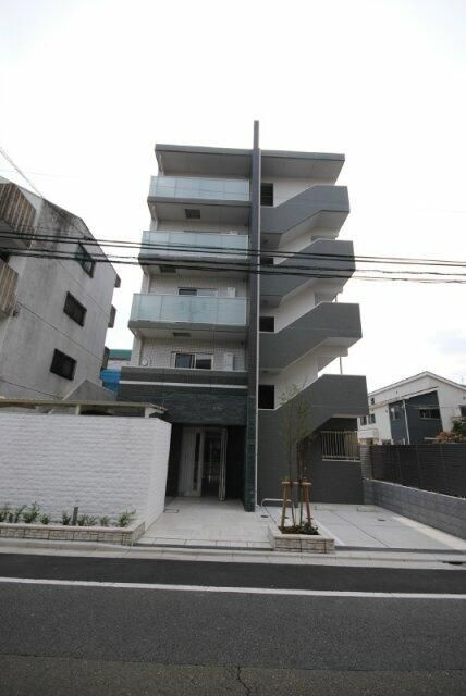 アリシアコート多摩川の外観