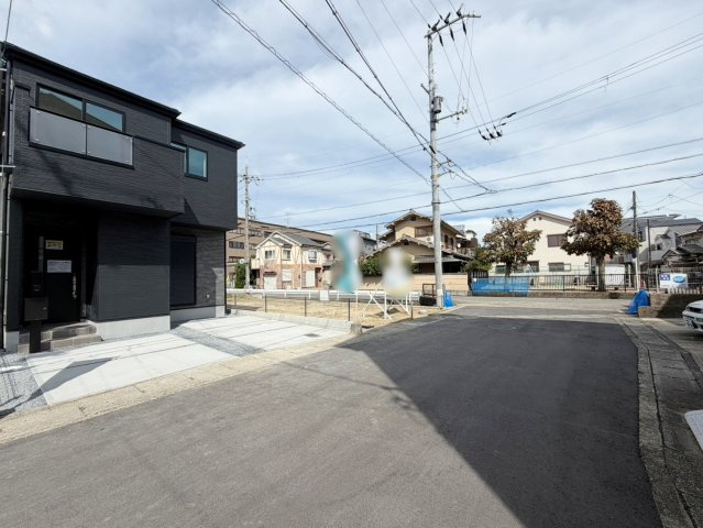 上桂前田町の外観|前道6mと見通し良好！（R8.9撮影）