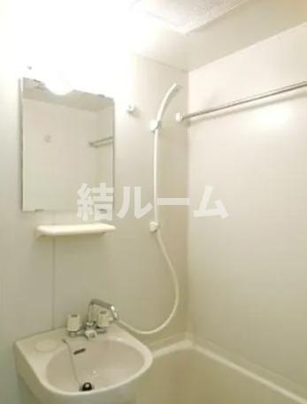 豊島区目白４丁目の賃貸マンションの浴室
