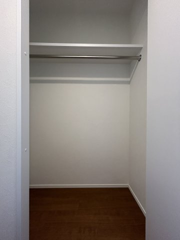 【収納】エルファーロ中野富士見町