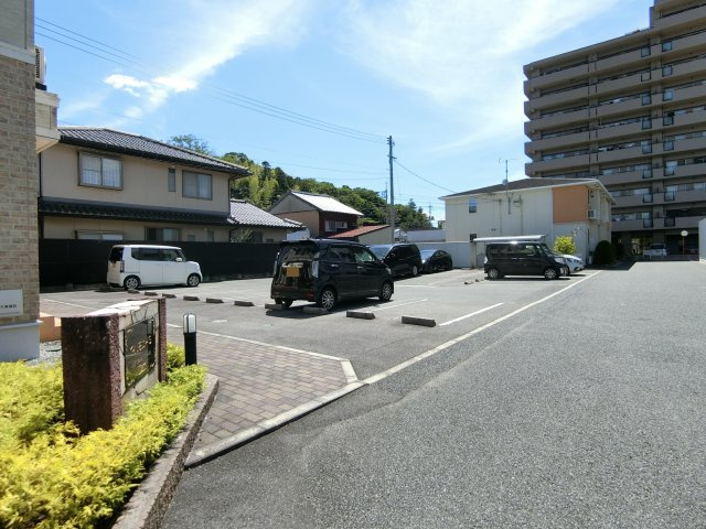 アルモニーＳⅠの駐車場