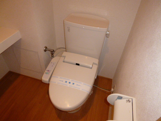 フィオーレＢのトイレ|シャワー付きトイレ