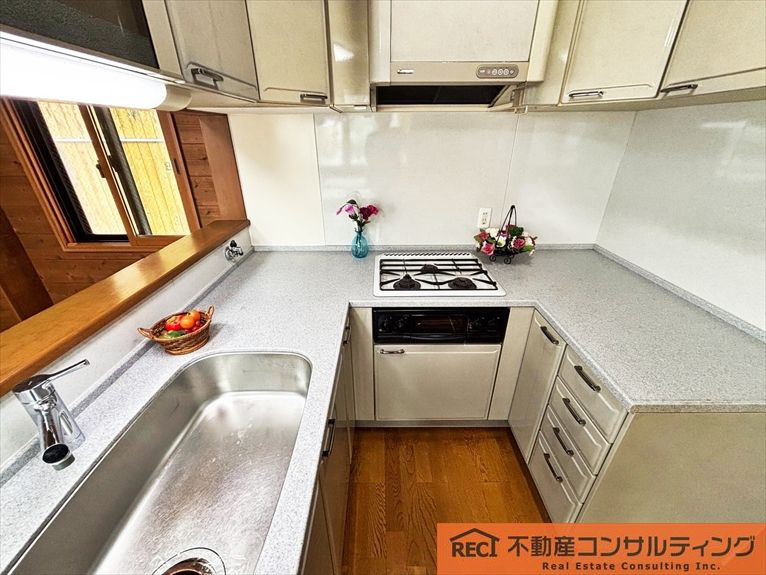 神戸市東灘区御影山手3丁目　中古戸建のキッチン