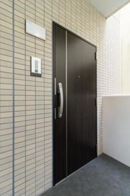 ＡＬＩＶＩＯ西麻布の玄関|※写真は同タイプ住戸です。