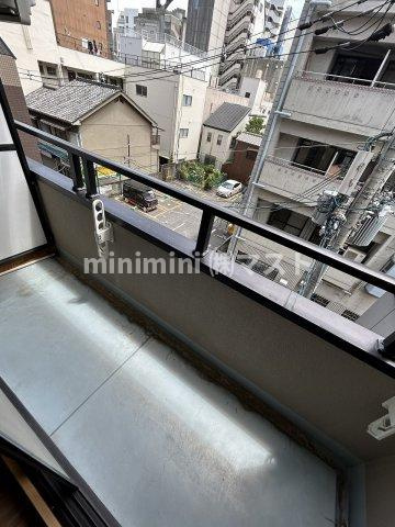 アクティ北堀江のバルコニー