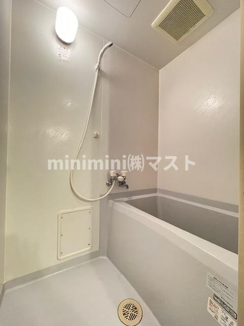 アクティ北堀江の浴室