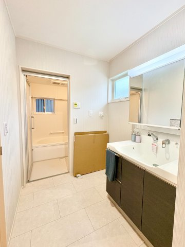 《仲介手数料半額》川越市霞ヶ関東　全2棟　1号棟の脱衣所