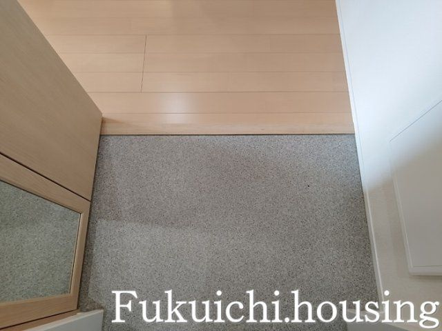 Hiフラッツの玄関