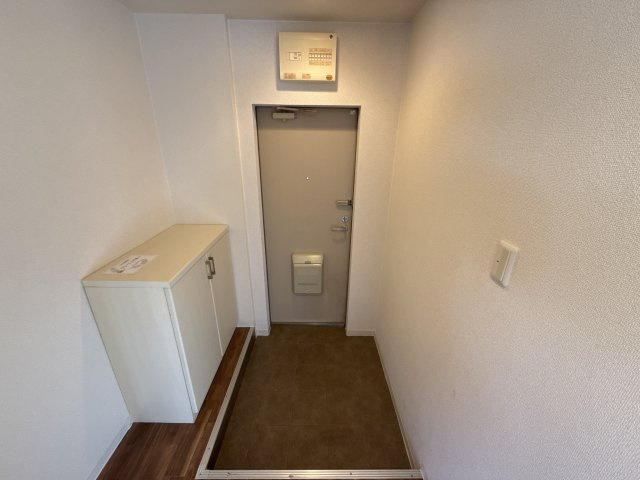 シャトー御立の玄関