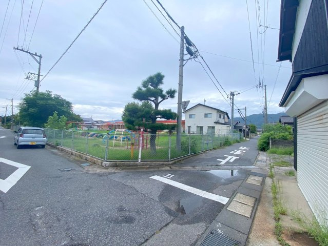 境港市中野町収益戸建の周辺|あがりみち保育園の目の前の物件になります。