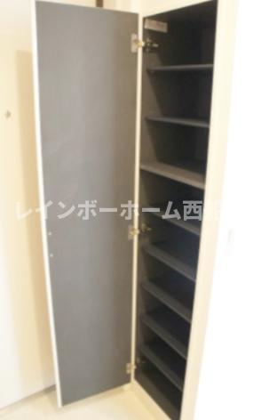 リブリ・シャイニング　レイ広尾の収納