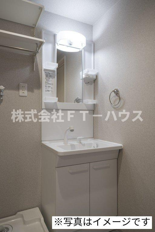 robot home 原木中山(ロボットホームバラキナカヤマ)の独立洗面台