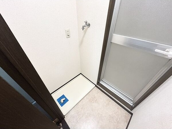 シティライフ本郷の玄関
