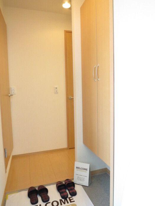 ブルーミングヒルの玄関
