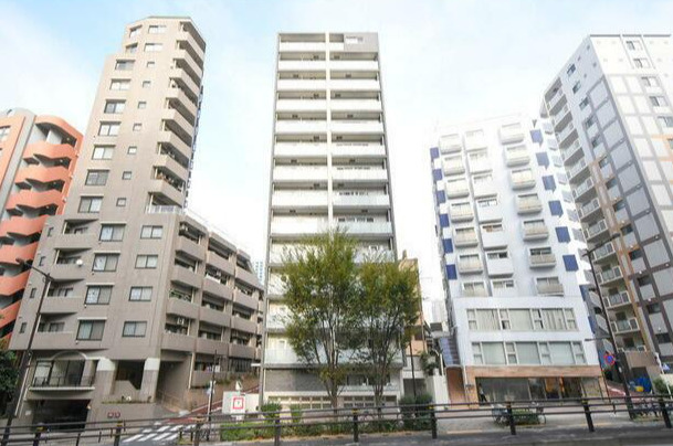 ルクレ西新宿 
