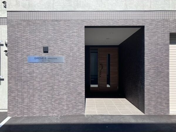 【エントランス】GROVE E　MARUYAMA(グローヴィー円山)