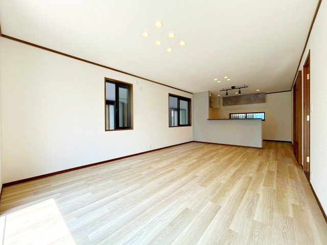 近江八幡市川原町２丁目　中古戸建
