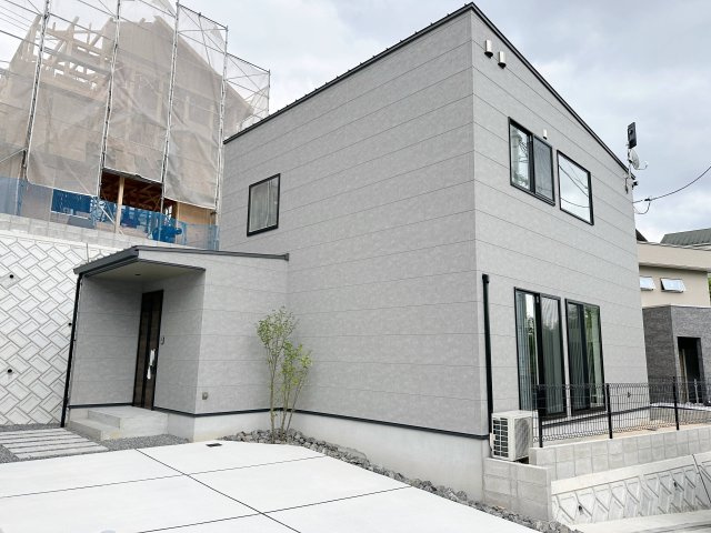 安佐南区伴東２丁目の外観|2026年9月完成☆
3LDKの新築住宅が分譲開始♪
お気軽にお問い合わせください！