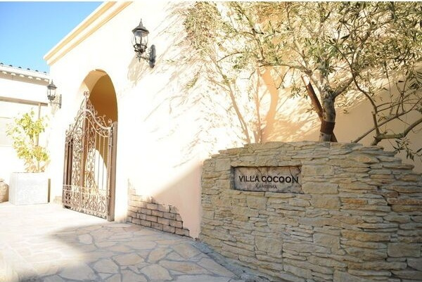VILLA COCOON上島の外観
