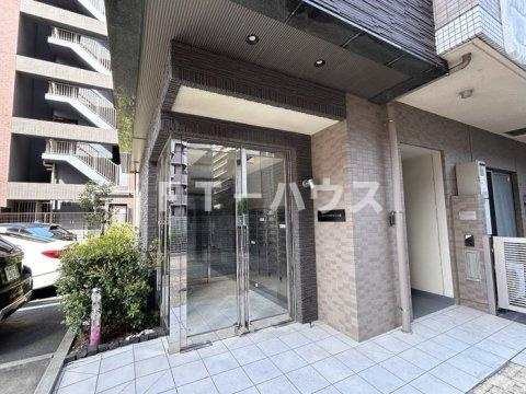 プライムコート千成のエントランス