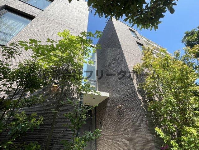 武蔵野市中町２丁目の賃貸マンションの外観