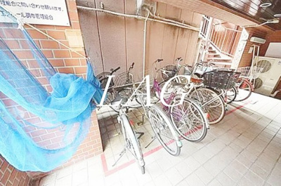 【その他共用部分】 | エクレール調布 | 駐輪場です。