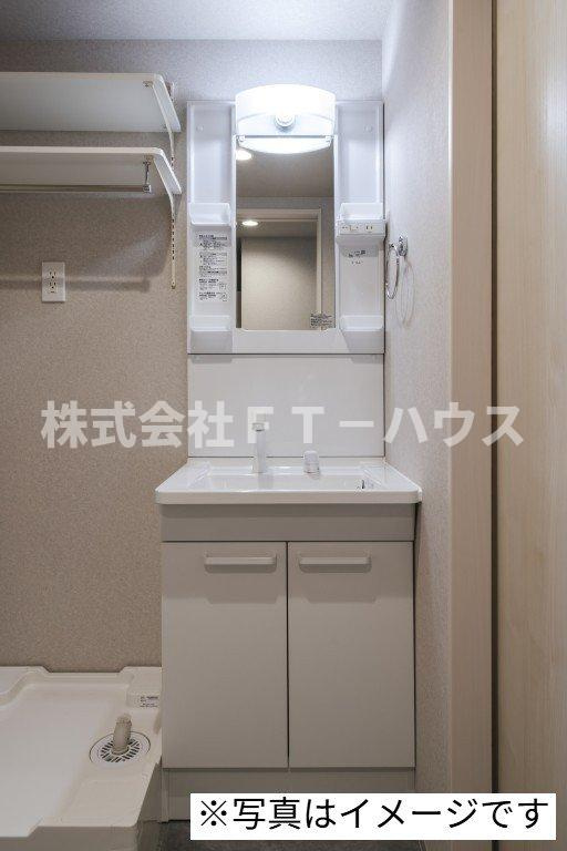 robot home 原木中山(ロボットホームバラキナカヤマ)の独立洗面台