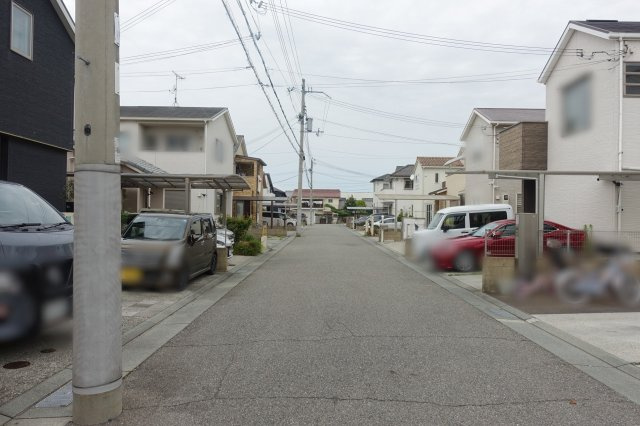【前面道路含む現地写真】の画像