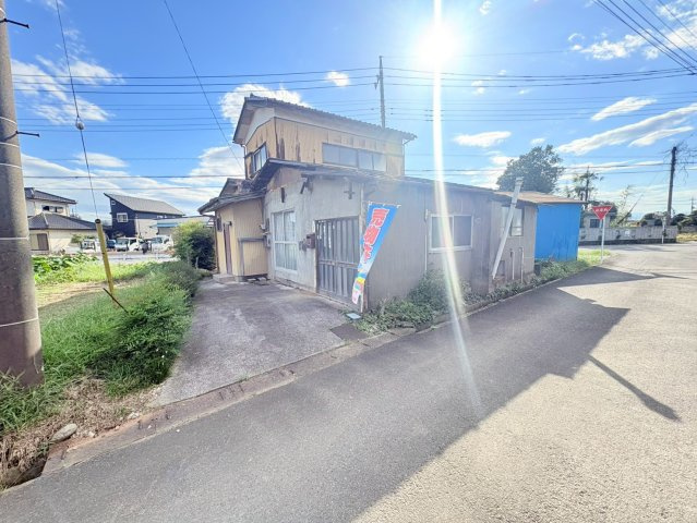 川越市古谷本郷　建築条件なし売地　JR川越線『南古谷駅』徒歩33分　【古谷小学区】の前面道路含む現地写真