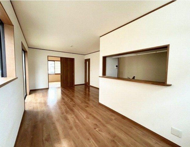 千葉市若葉区小倉町の居間・リビング