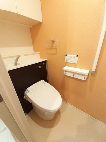 グランコート国府のトイレ|落ち着いたトイレです