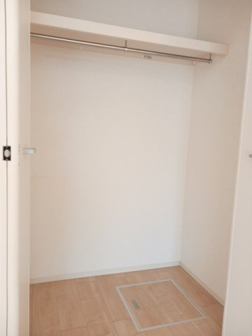 グランレジデンス　国府　Ａ－Ⅰの収納|専用の収納スペースです