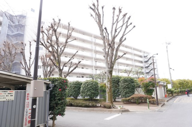 越谷ファミリータウンD棟