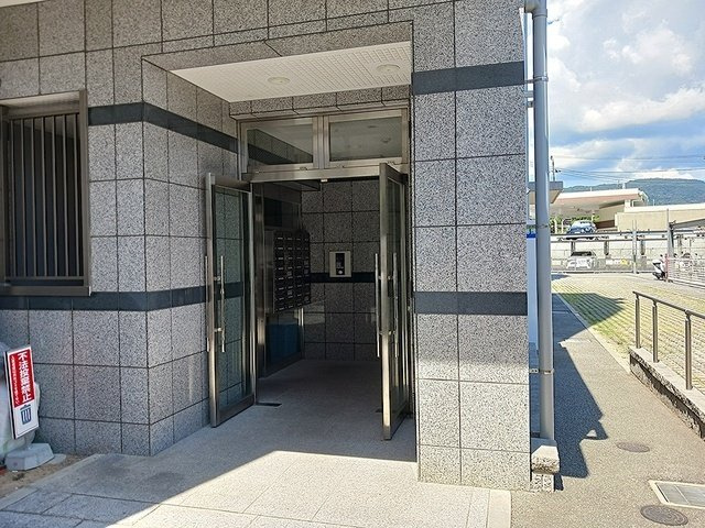 エアリーヒルズ芦屋のエントランス