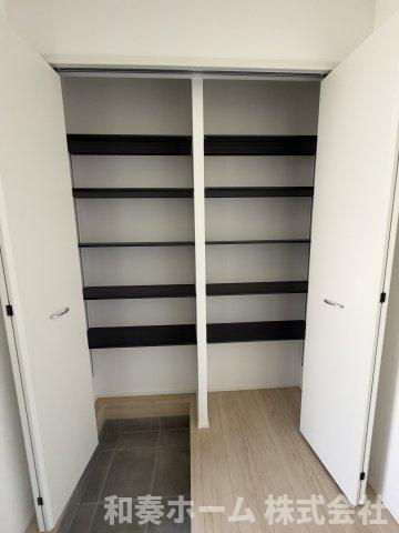 クレイドルガーデン徳島市津田本町第2の収納