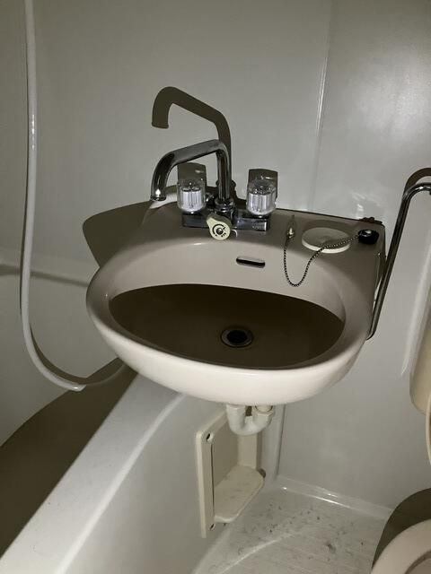 入谷サンハイツの洗面所