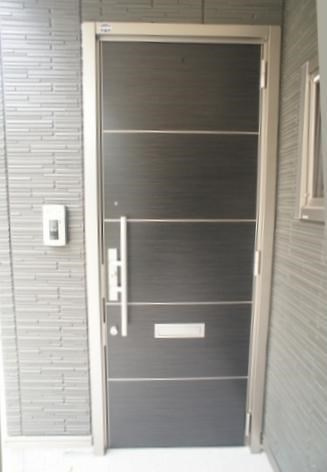 クレストウッドの玄関|別部屋の写真です。