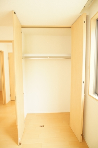 クレストウッドの収納|別部屋の写真です。